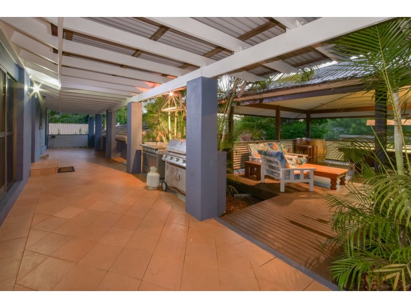 7 Iluka Street, Cannonvale QLD 4802