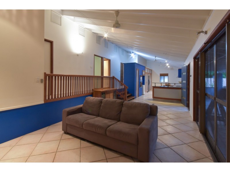 7 Iluka Street, Cannonvale QLD 4802