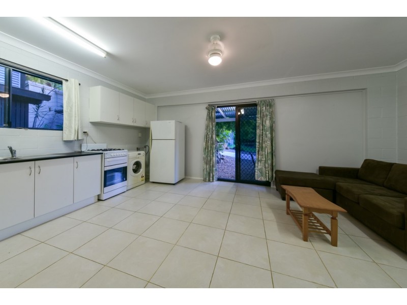 7 Iluka Street, Cannonvale QLD 4802