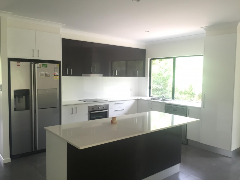 48 Parker Road, Cannonvale QLD 4802