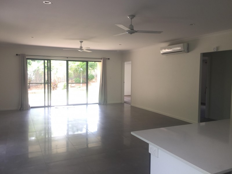 48 Parker Road, Cannonvale QLD 4802
