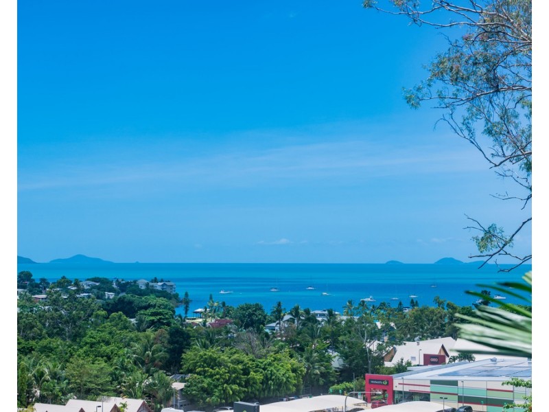 35 Stonehaven Court, Airlie Beach QLD 4802