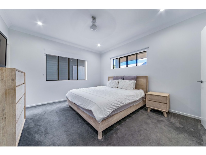 17 Waite Creek Court, Cannonvale QLD 4802