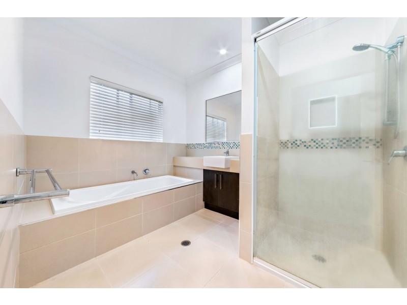 17 Waite Creek Court, Cannonvale QLD 4802