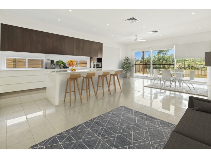 24 Waite Creek Court, Cannonvale QLD 4802