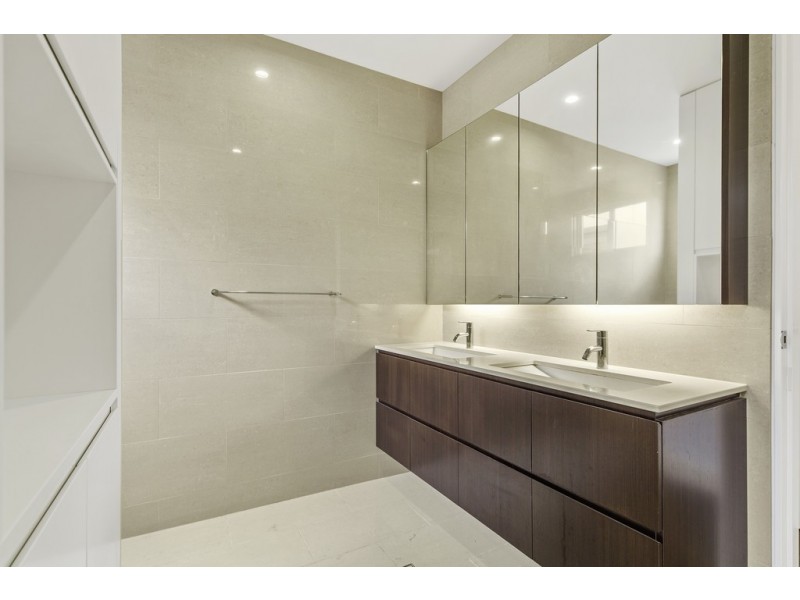 24 Waite Creek Court, Cannonvale QLD 4802