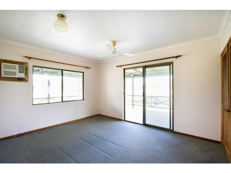 15989 Bruce Highway, Bowen QLD 4805