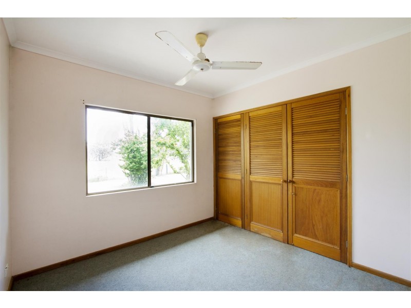 15989 Bruce Highway, Bowen QLD 4805