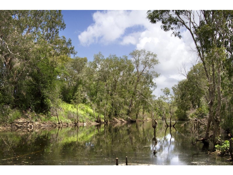 15989 Bruce Highway, Bowen QLD 4805