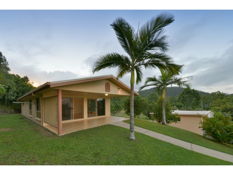 1 Braithwaite Court, Cannonvale QLD 4802