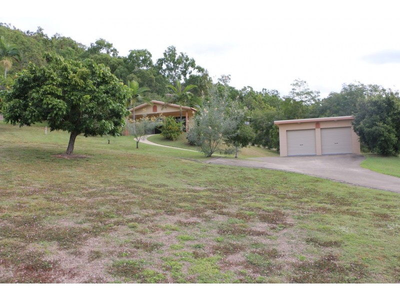 1 Braithwaite Court, Cannonvale QLD 4802