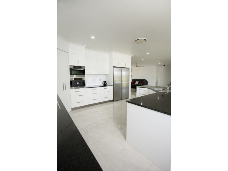 202 Maloney Road, Proserpine QLD 4800