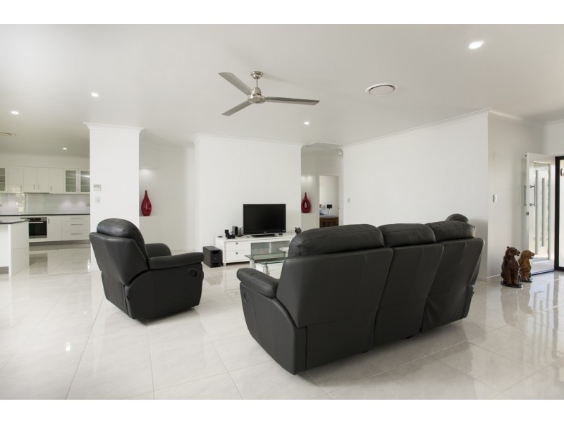 202 Maloney Road, Proserpine QLD 4800