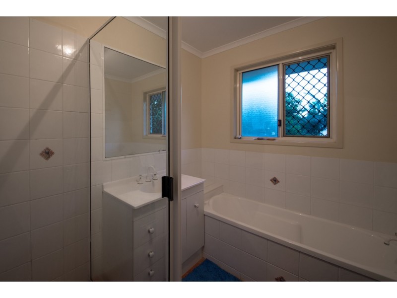 10 O’Hanlon Crescent, Mount Julian QLD 4800