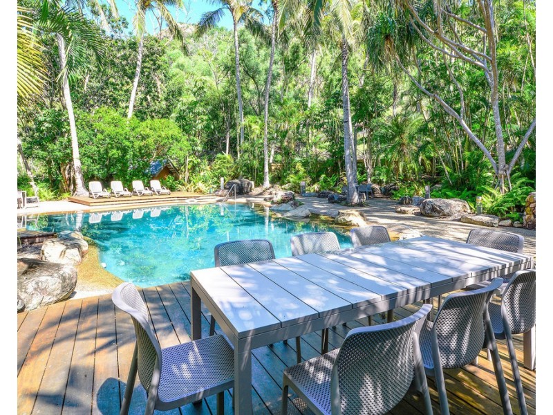 201/2 Marina Drive, Poinciana Lodge, Hamilton Island QLD 4803