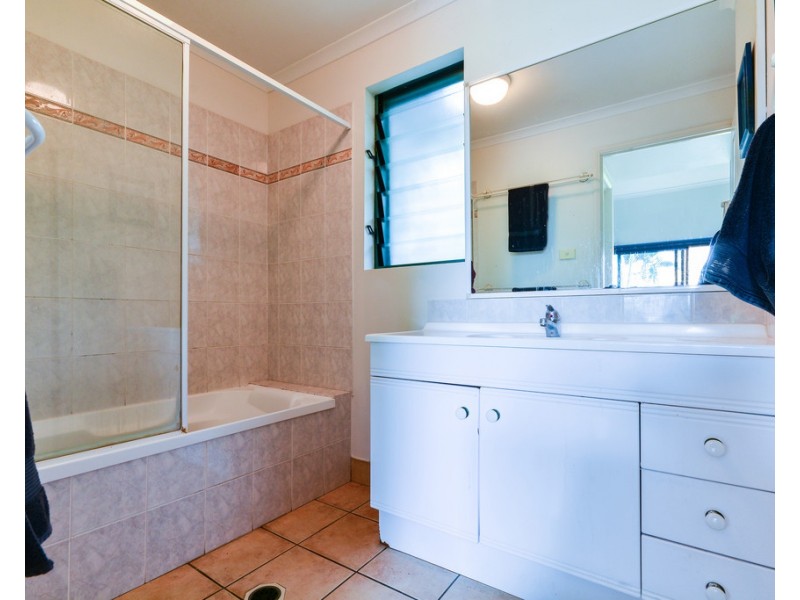 Pandanus E 4 Banksia Court, Hamilton Island QLD 4803