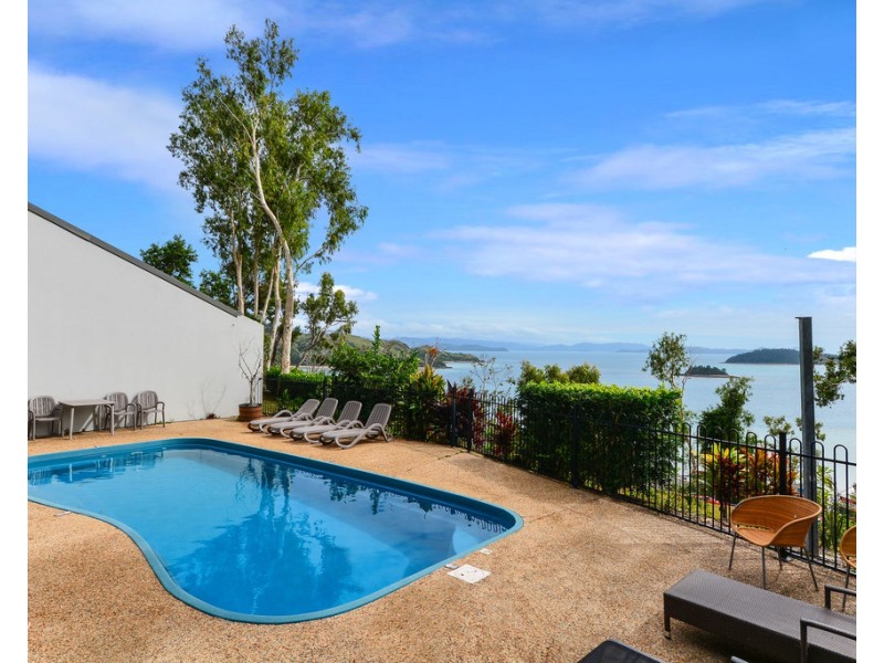 Pandanus E 4 Banksia Court, Hamilton Island QLD 4803