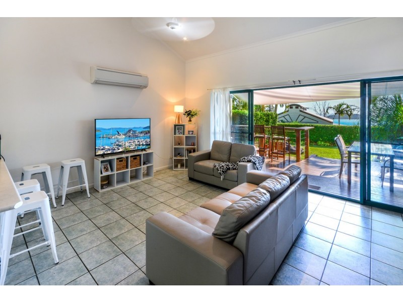 F/4 Banksia Court, Pandanus Apartments, Hamilton Island QLD 4803
