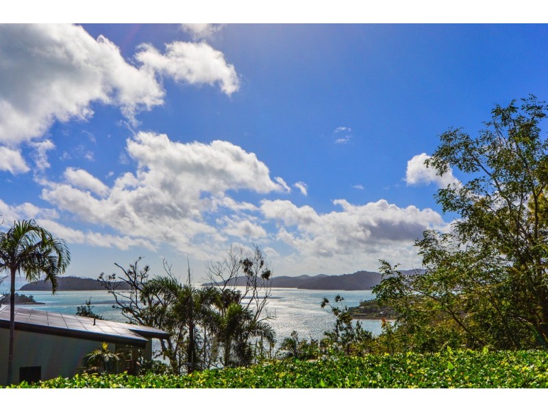 F/4 Banksia Court, Pandanus Apartments, Hamilton Island QLD 4803