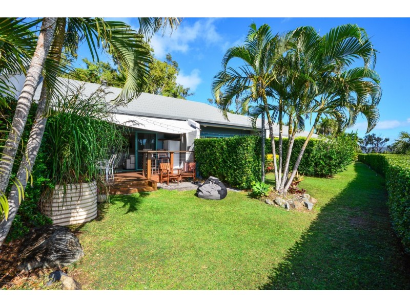 F/4 Banksia Court, Pandanus Apartments, Hamilton Island QLD 4803