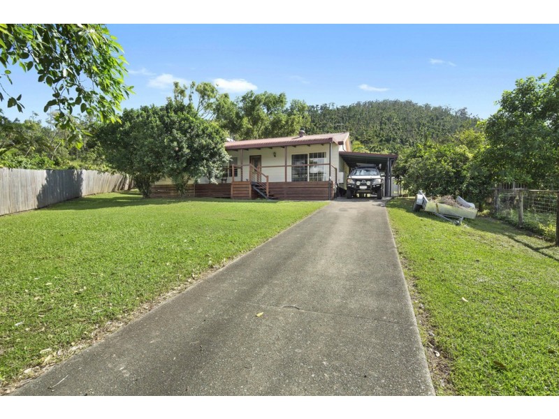 19 O’Hanlon Crescent, Mount Julian QLD 4800
