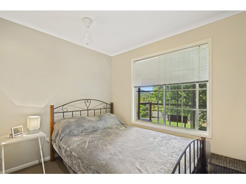 19 O’Hanlon Crescent, Mount Julian QLD 4800