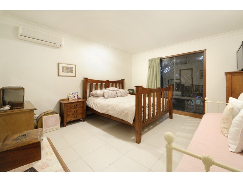 12 Wills Court, Cannonvale QLD 4802