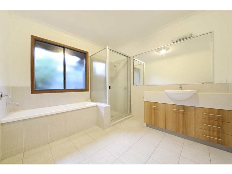 12 Wills Court, Cannonvale QLD 4802