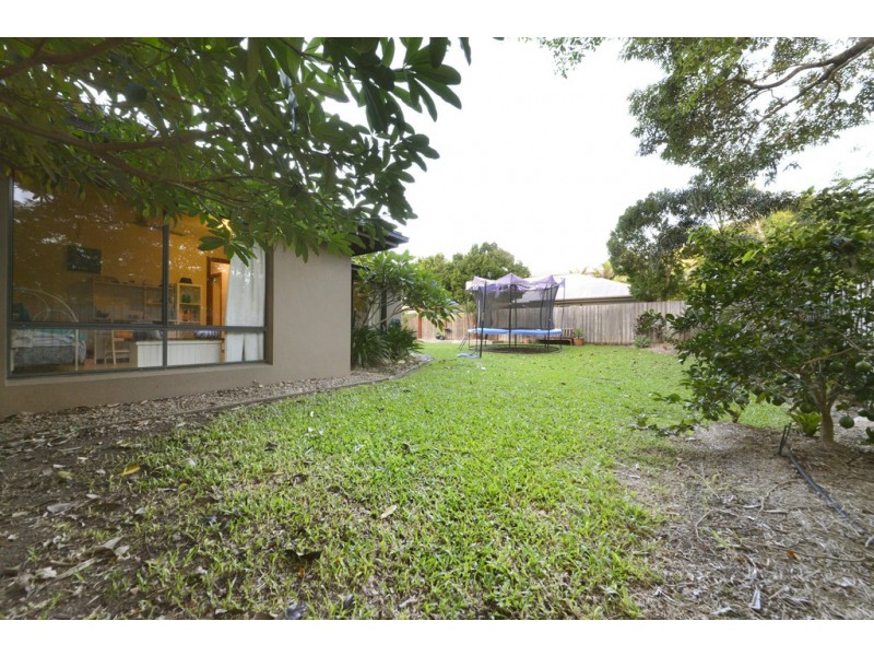12 Wills Court, Cannonvale QLD 4802