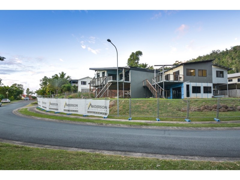 51 Jones Road, Cannonvale QLD 4802