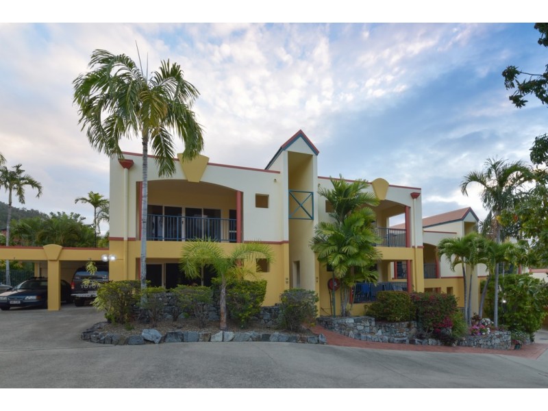14/20 Island Drive, Cannonvale QLD 4802