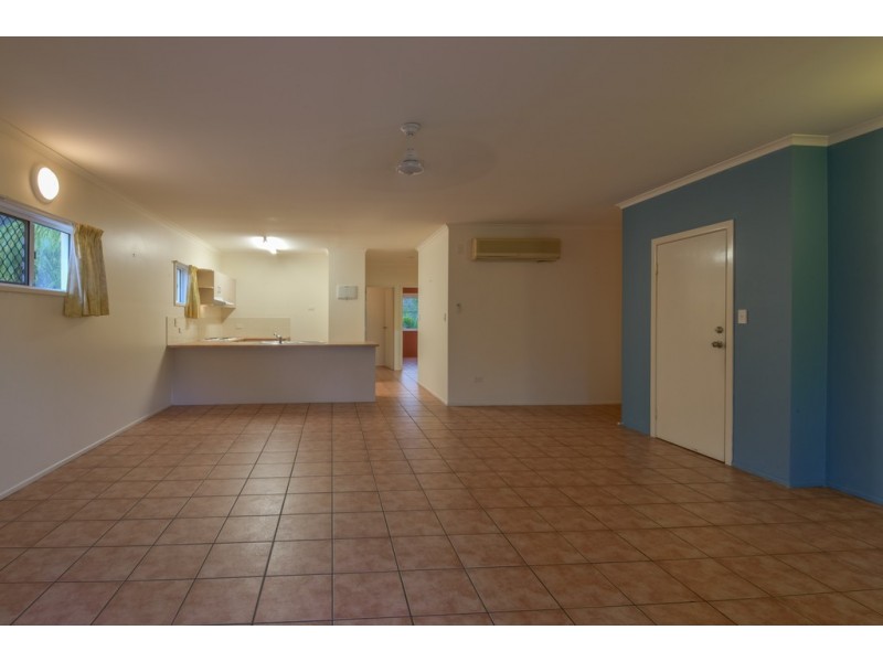 14/20 Island Drive, Cannonvale QLD 4802