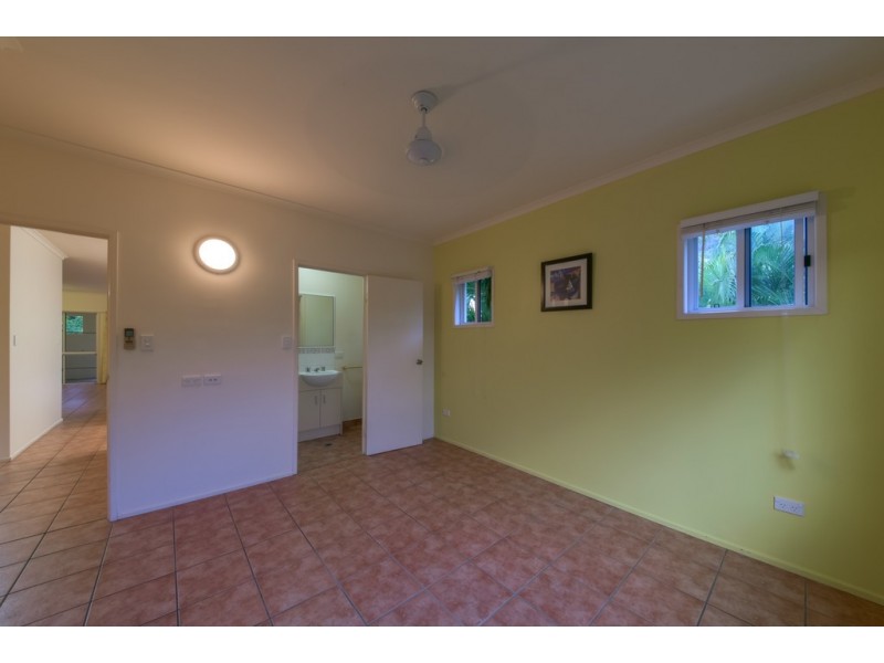 14/20 Island Drive, Cannonvale QLD 4802