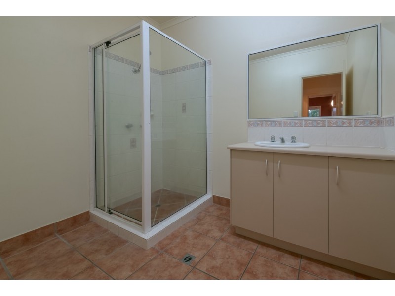 14/20 Island Drive, Cannonvale QLD 4802