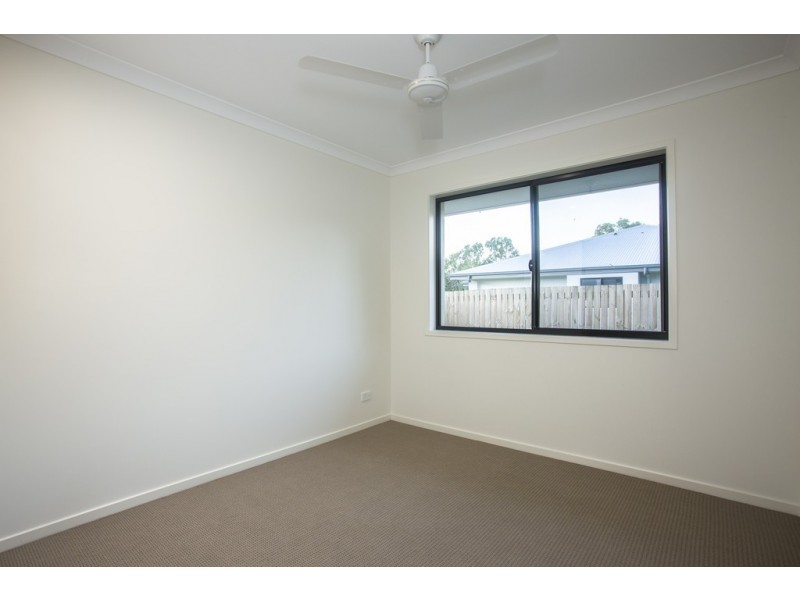 71 Macarthur Drive, Cannonvale QLD 4802