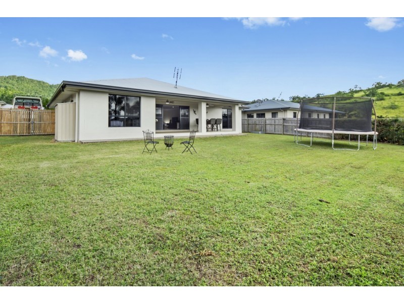 3 Endeavour Circuit, Cannonvale QLD 4802