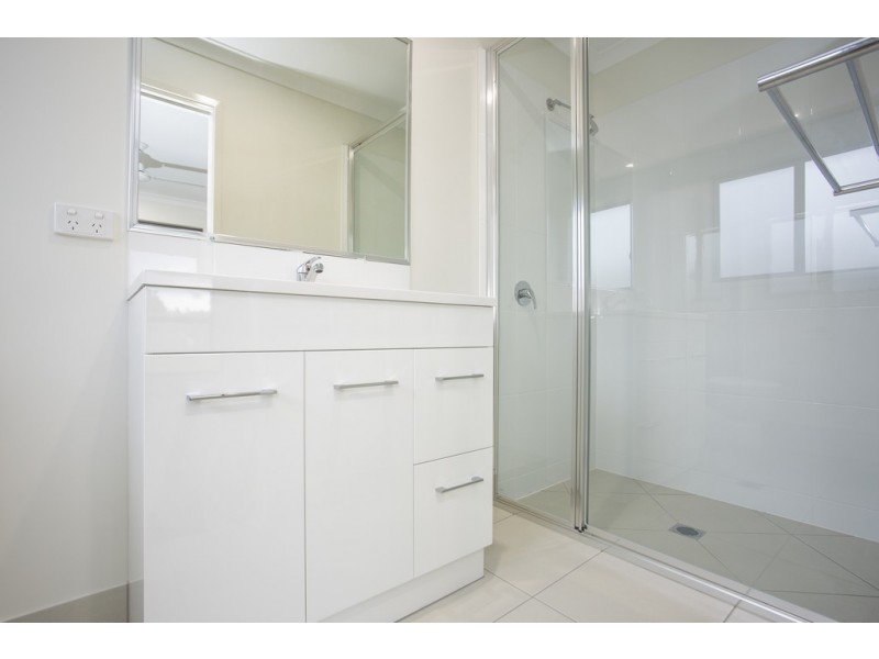 5 Olivia Street, Cannonvale QLD 4802