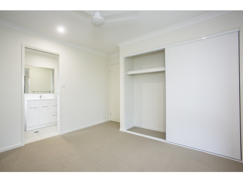 5 Olivia Street, Cannonvale QLD 4802