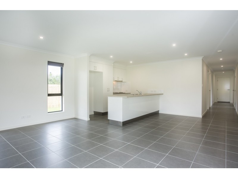 58 Macarthur Drive, Cannonvale QLD 4802