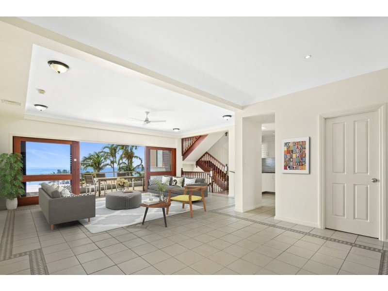 2/8 Golden Orchid Drive, Airlie Beach QLD 4802