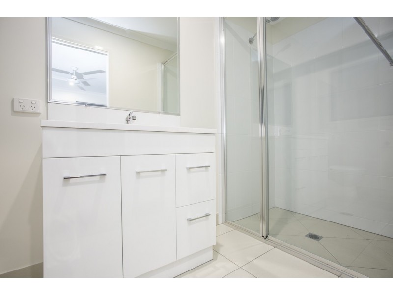11 Olivia Street, Cannonvale QLD 4802