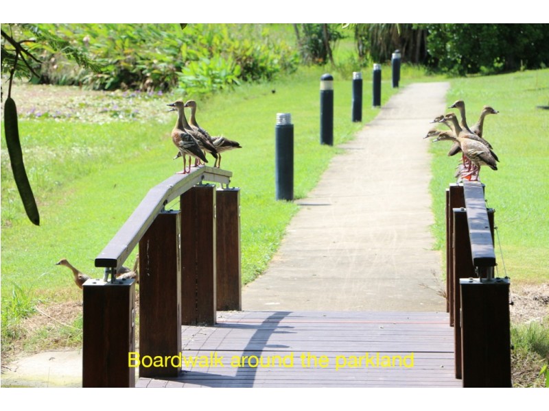 8 Parker Road, Cannonvale QLD 4802