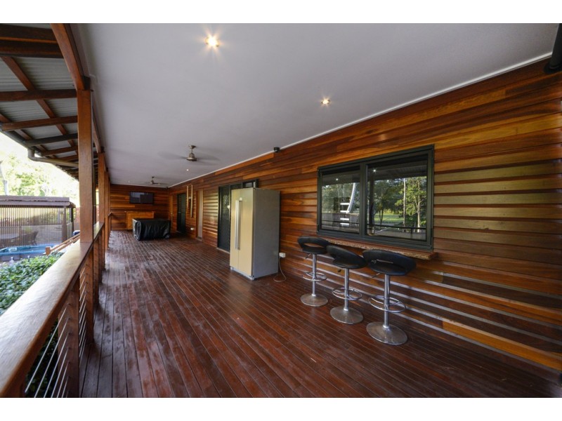 8 Jonquill Court, Cannonvale QLD 4802