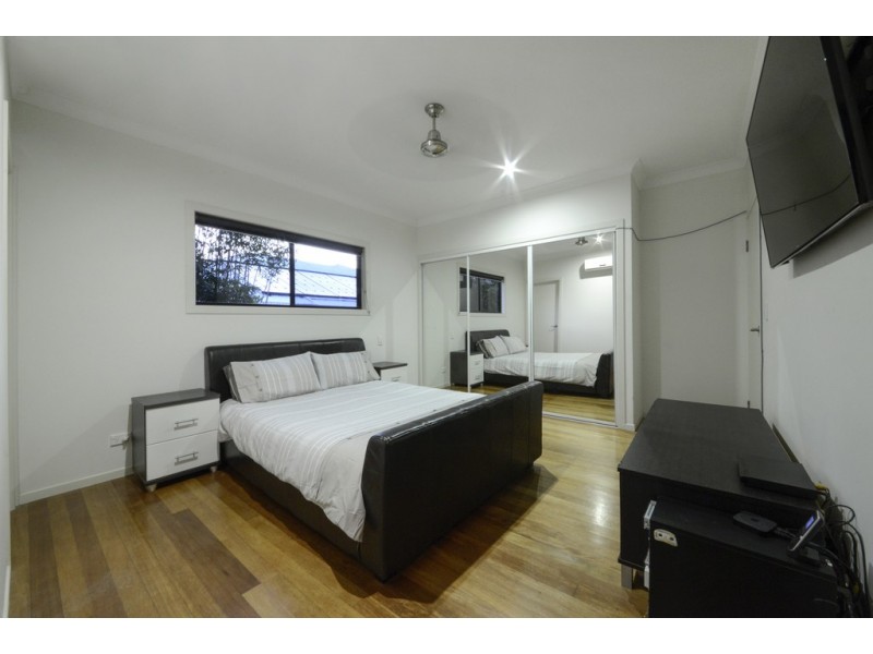 8 Jonquill Court, Cannonvale QLD 4802