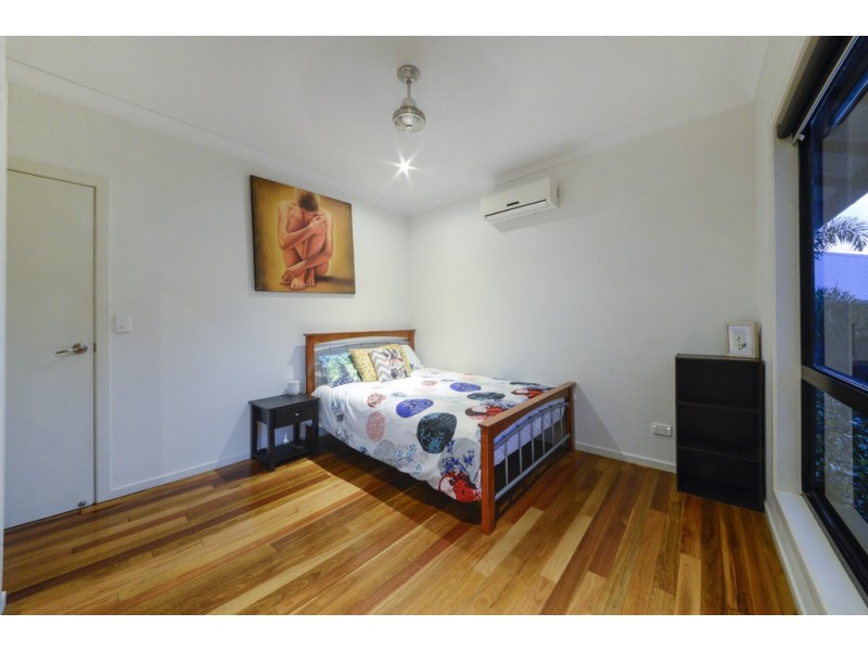 8 Jonquill Court, Cannonvale QLD 4802