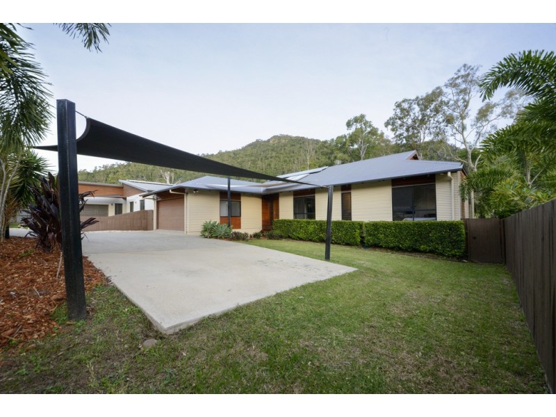 8 Jonquill Court, Cannonvale QLD 4802