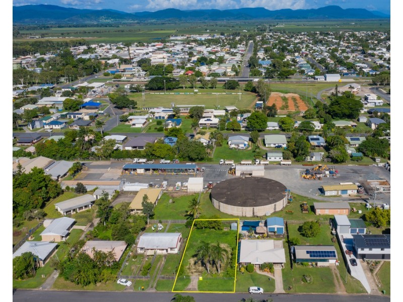 27 Lurline Drive, Proserpine QLD 4800