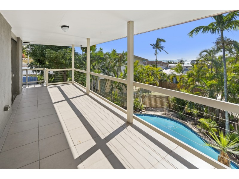 11 Palm Drive, Cannonvale QLD 4802