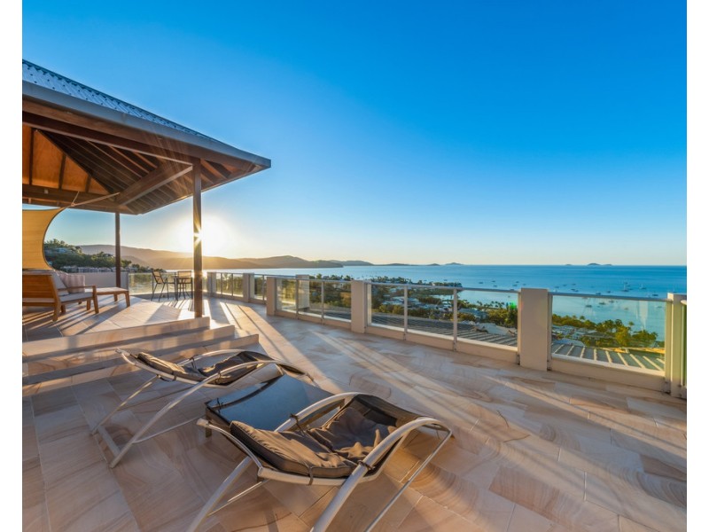 40/25 Horizons Way, Airlie Beach QLD 4802