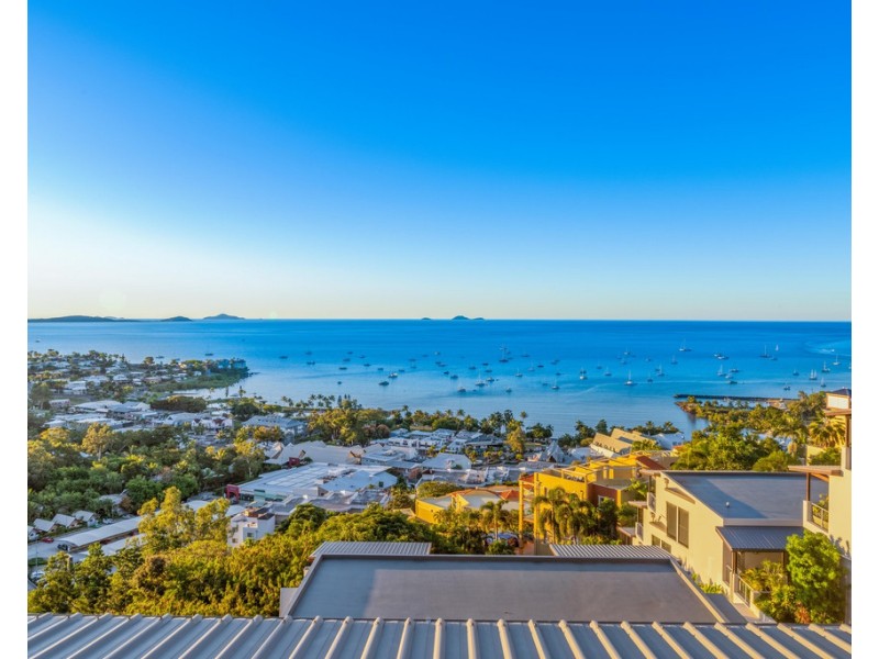 40/25 Horizons Way, Airlie Beach QLD 4802